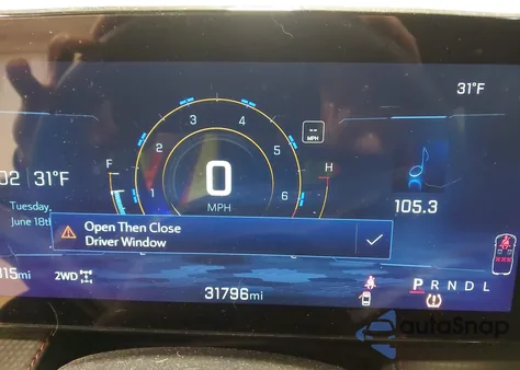 2025 Chevrolet Equinox Awd Rs z USA, uszkodzony, nr VIN 3GNAXTEG5SL239211